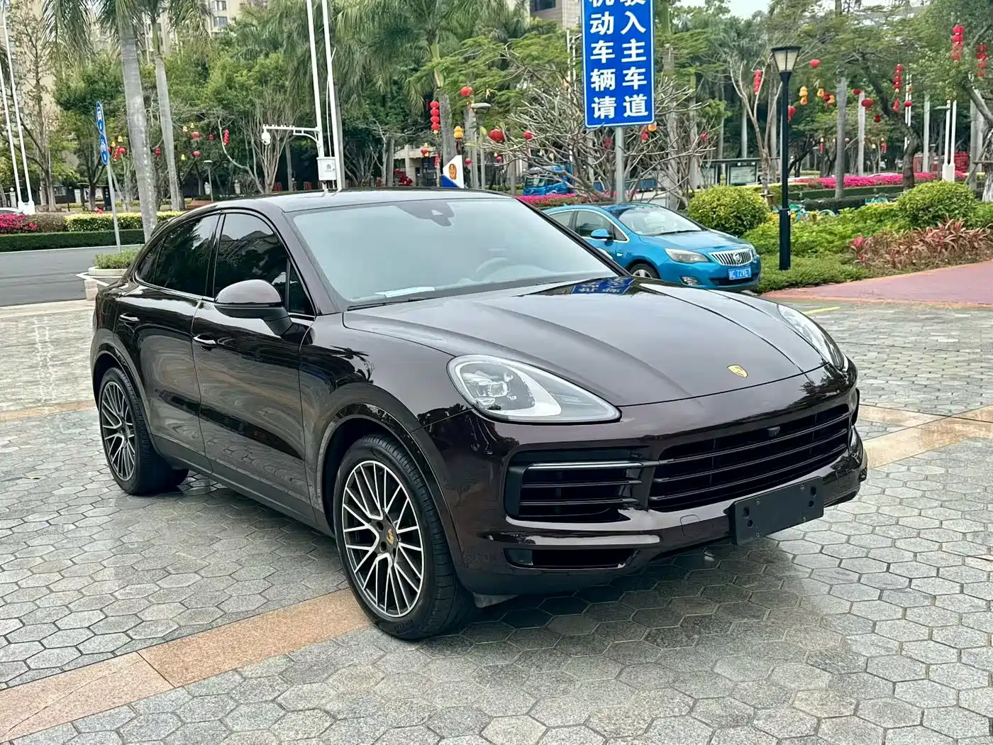Porsche Cayenne 2019 Cayenne Coupé 3.0T фото 3