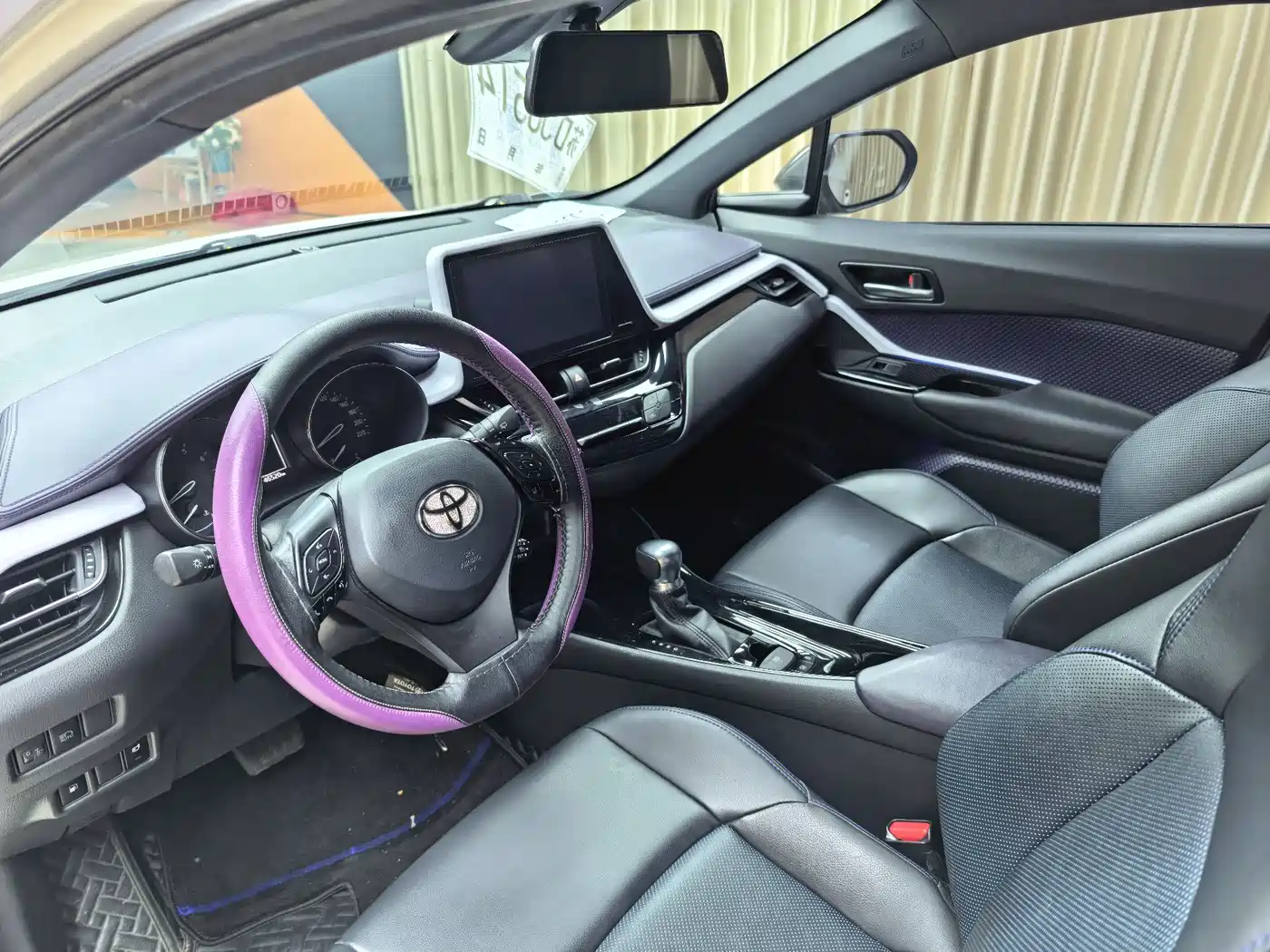Toyota C-HR 2020 Model 2.0L Comfort фото 5