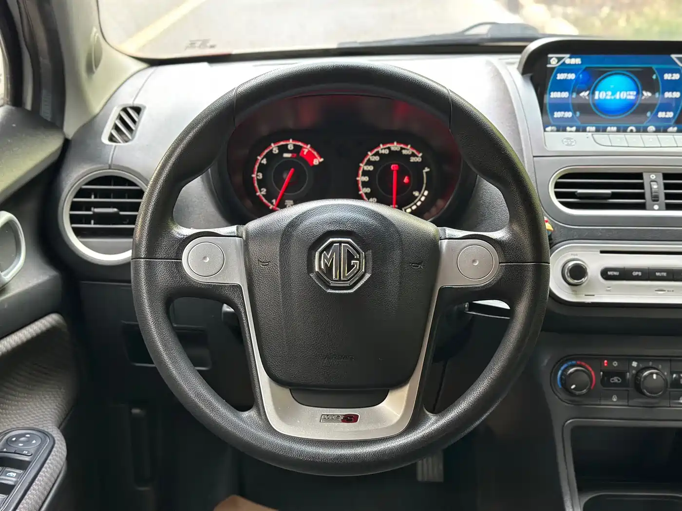 MG 3 2015 2014 1.3L AMT Comfort Edition