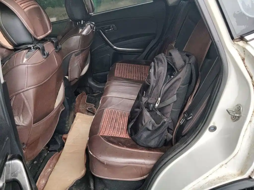 Besturn X80 2018 2017 2.0L Manual Luxury