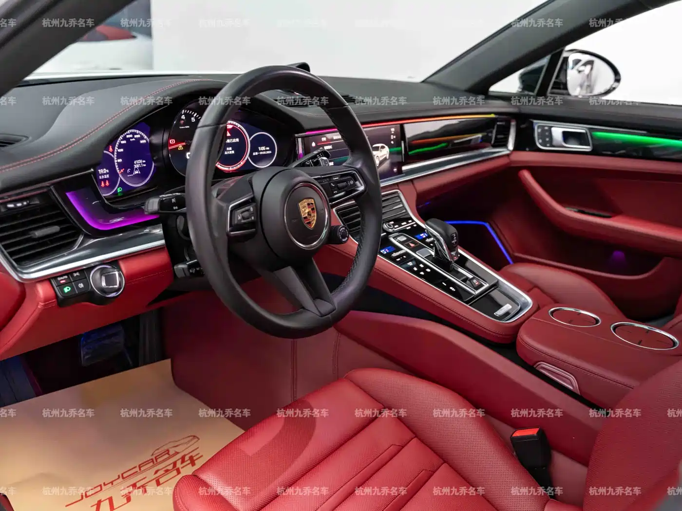 Porsche Panamera 2023 Panamera 4 Executive Long Wheelbase Platinum Edition 2.9T фото 15