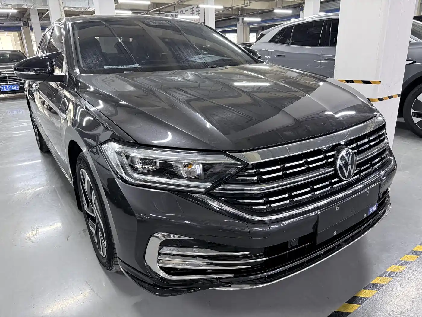 Volkswagen Sagitar 2023 300TSI DSG Excellence Edition фото 3