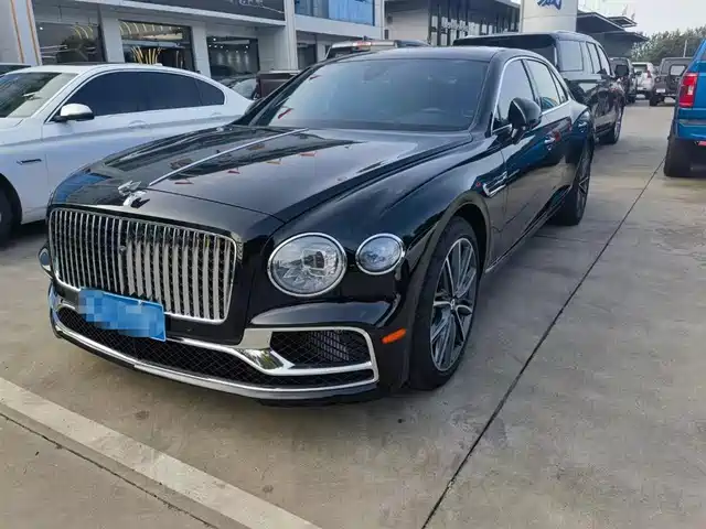 Bentley Flying Spur 2023