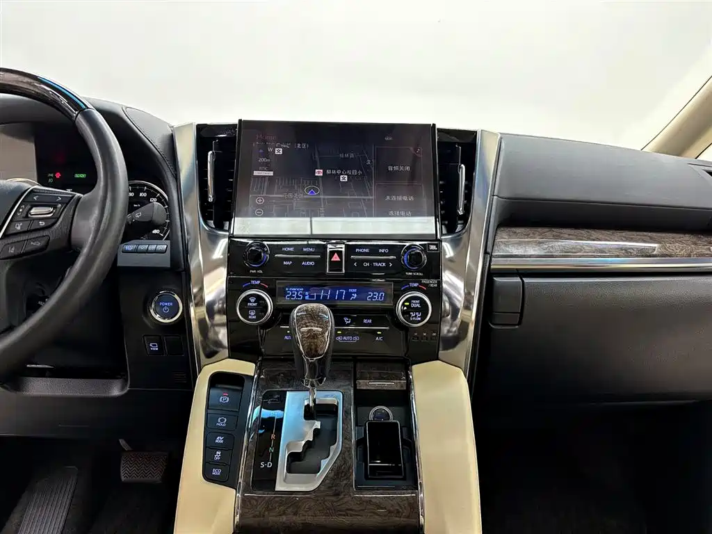 Toyota Alphard 2021 Hybrid 2.5L Premium фото 16