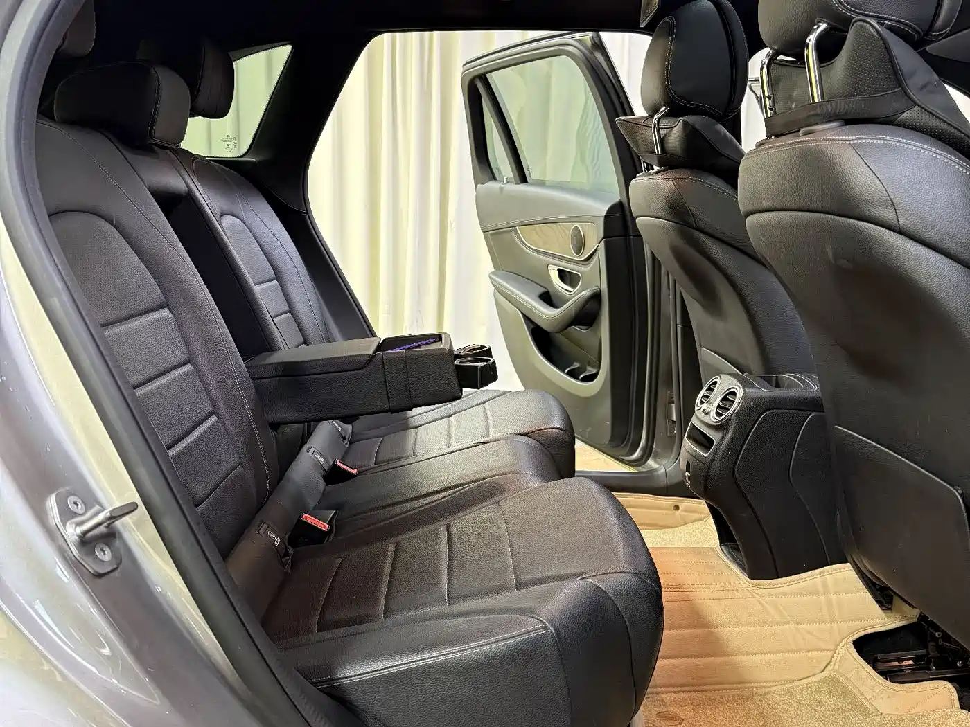 Mercedes-Benz GLC 2020 GLC 260 L 4MATIC Luxury фото 20