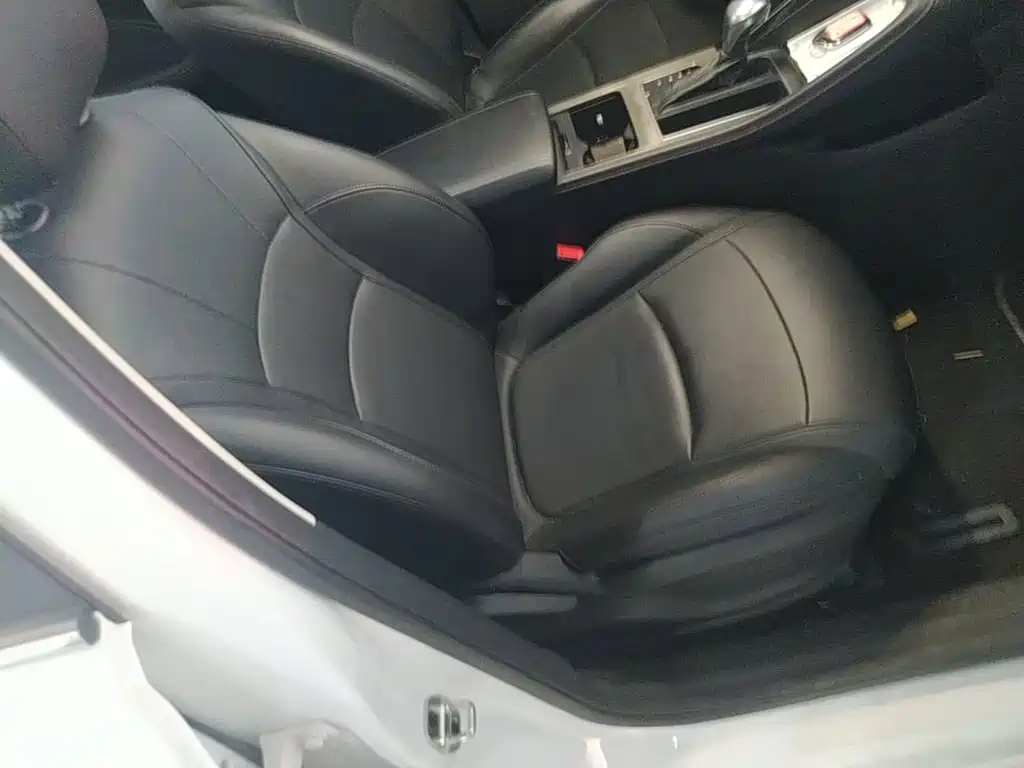 Roewe i5 2025 2023 1.5L CVT Luxury Edition