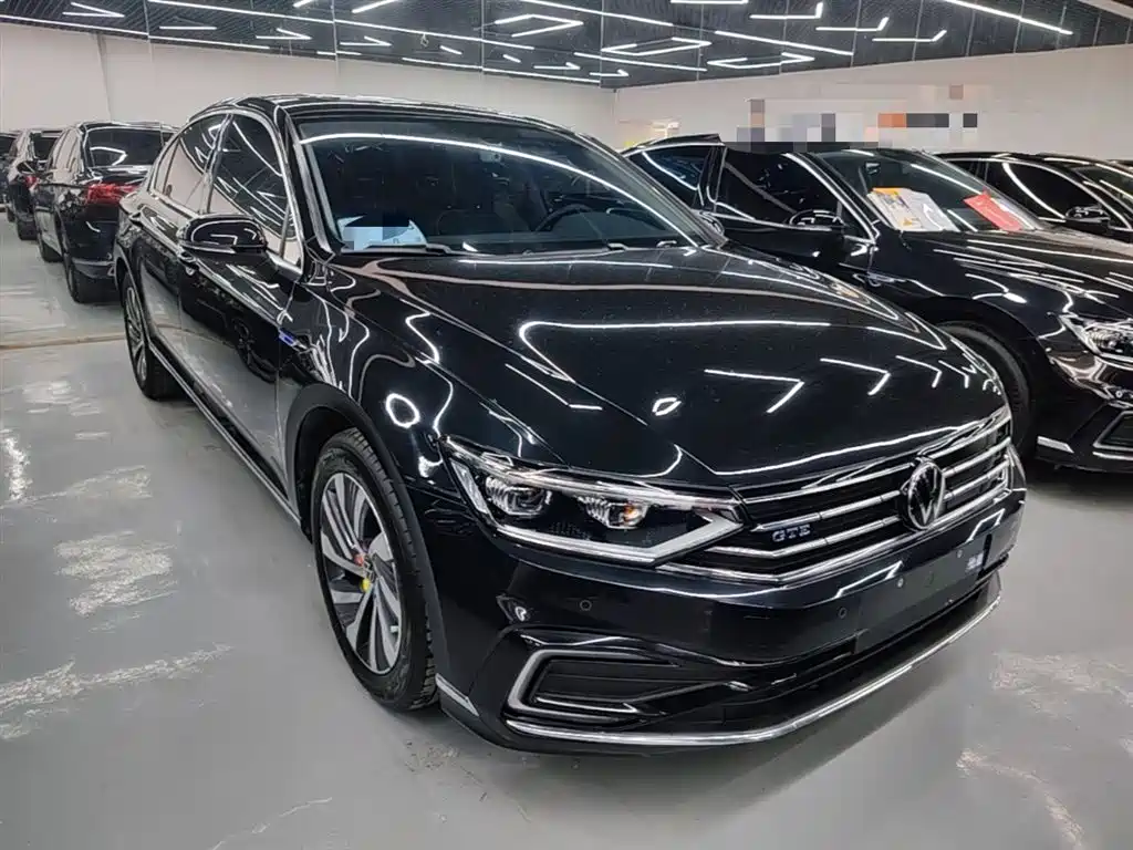 Volkswagen Magotan GTE Plug-in Hybrid 2022 GTE Luxury фото 4