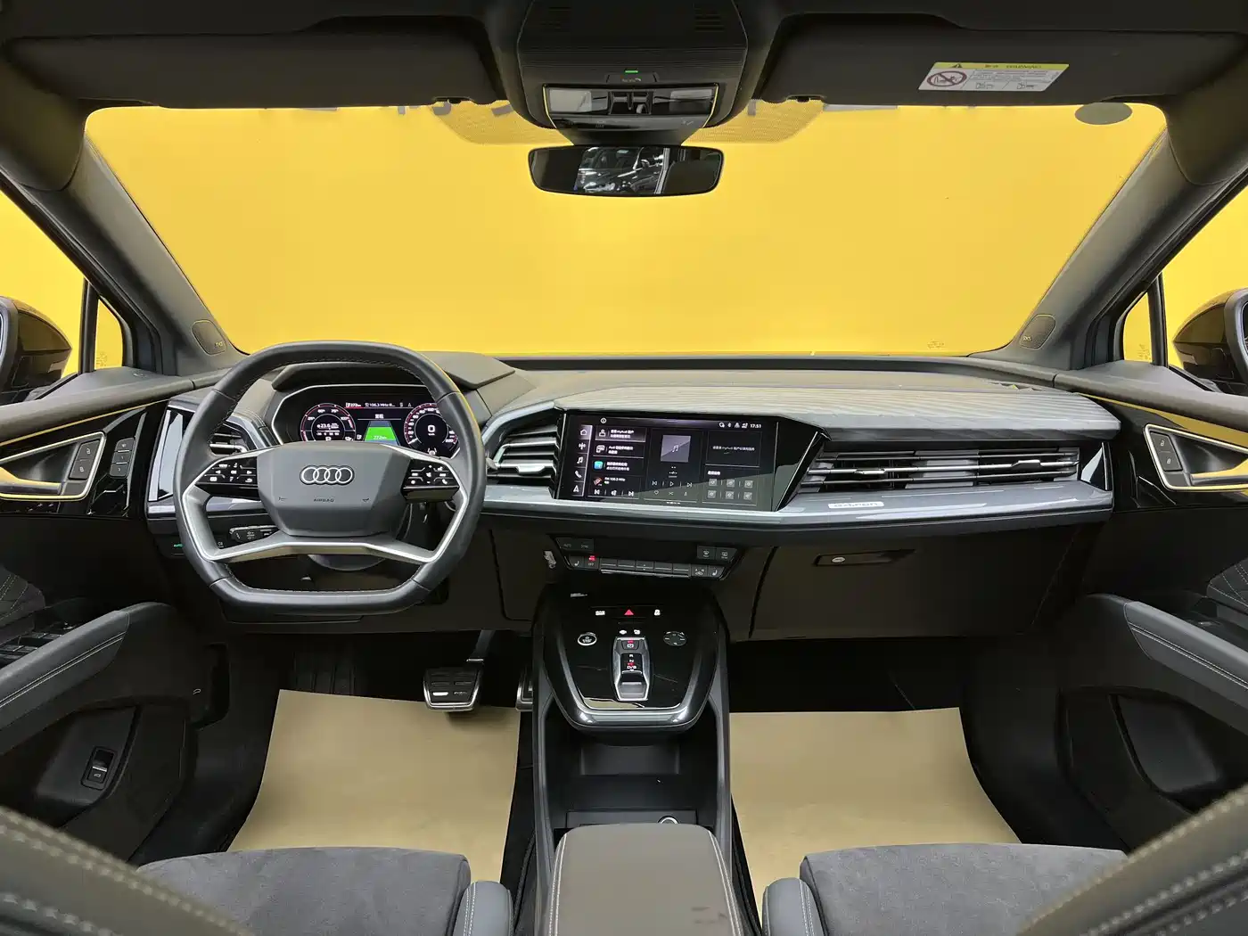 Audi Q4 e-tron 2024 50 e-tron quattro Creation Night Edition фото 11