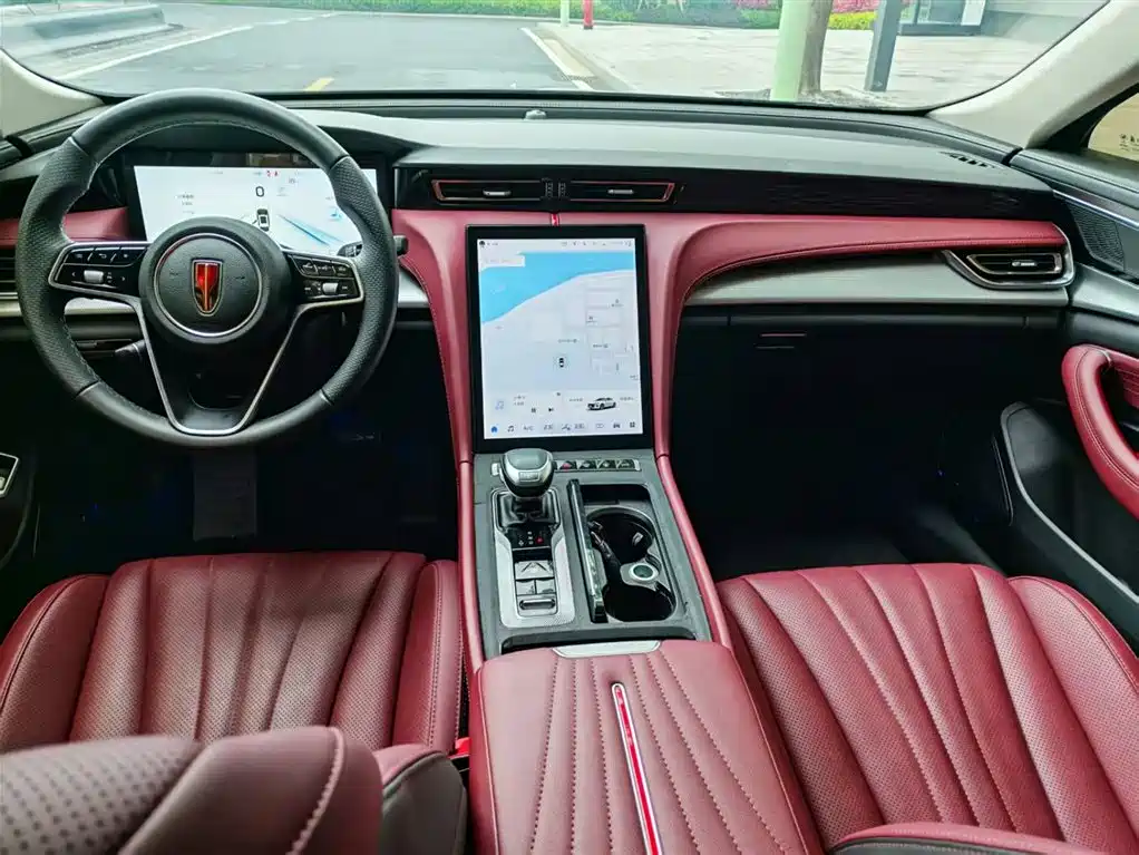 Hongqi H5 2024 2.0T Automatic Smart Connect Flag Smooth Edition фото 4
