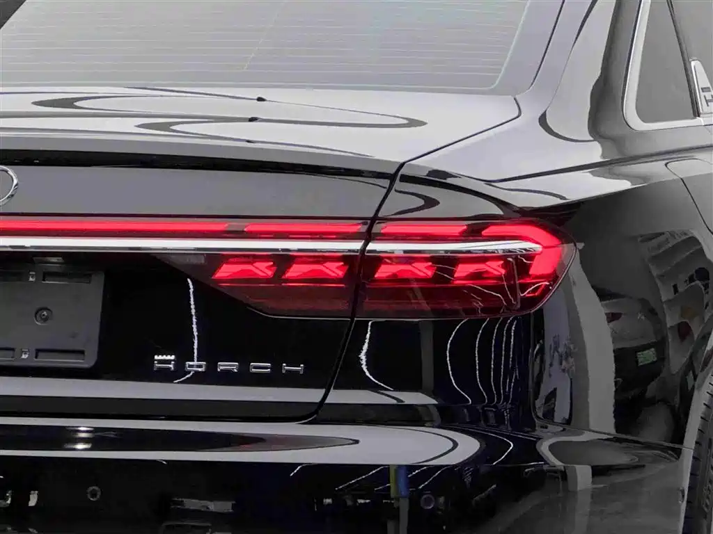 Audi A8 2025 A8L Horch Founder Edition 55TFSI фото 20