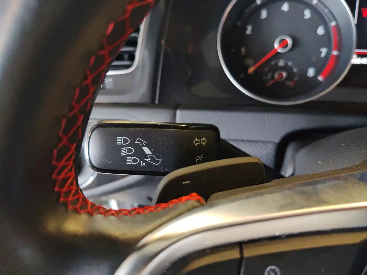 Volkswagen Golf GTI 2016 2.0TSI GTI фото 16