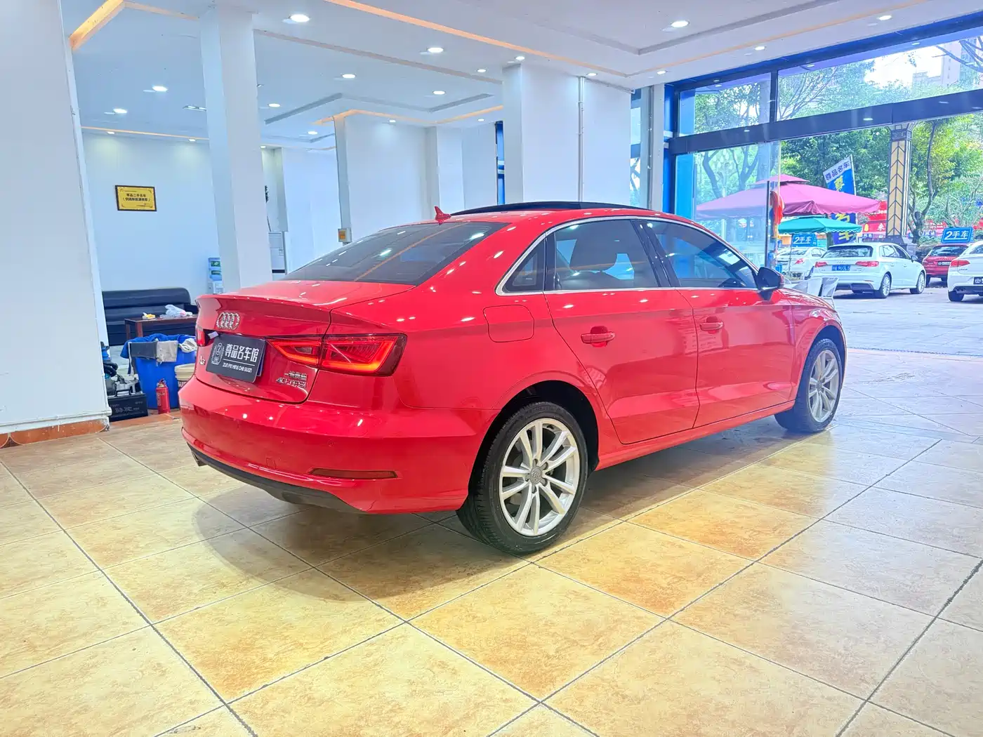 Audi A3 2015 Limousine 40 TFSI Automatic Comfort фото 4