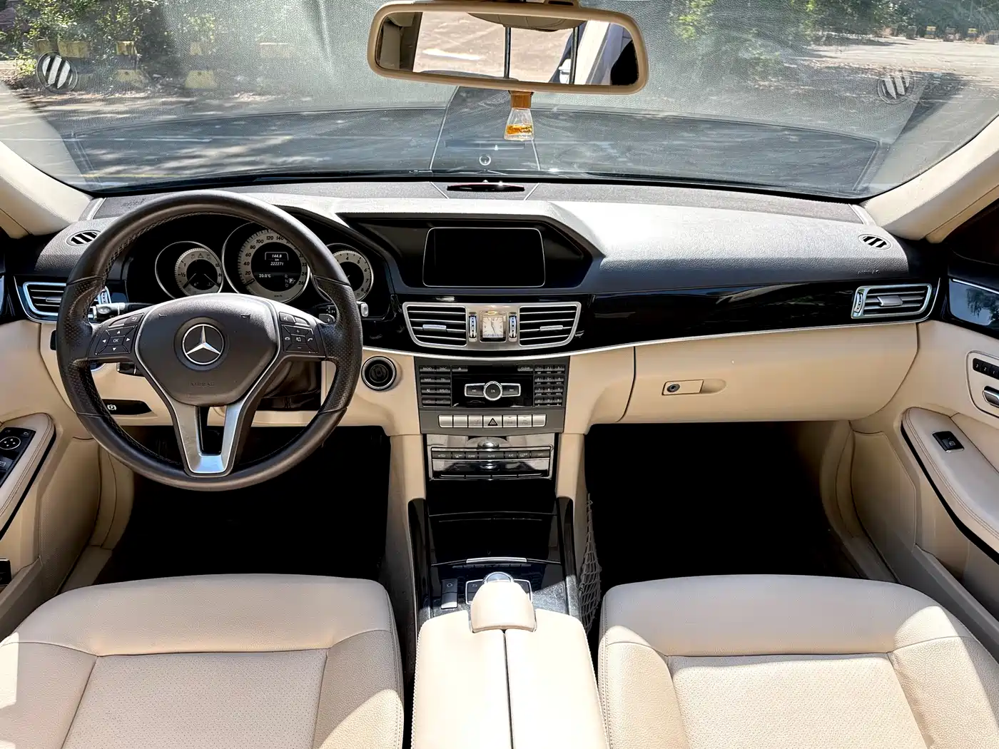 Mercedes-Benz E-Class 2014 E 260 L Sport фото 7