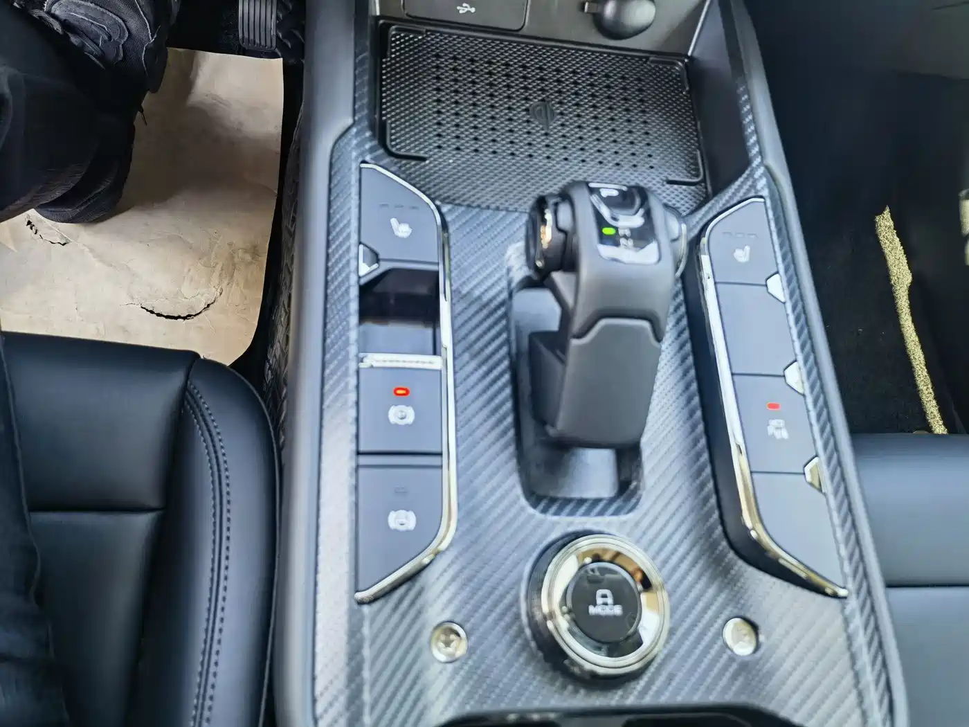 Haval Meng Long NEV 2023 Model Hi4 145 Explorer Edition фото 13