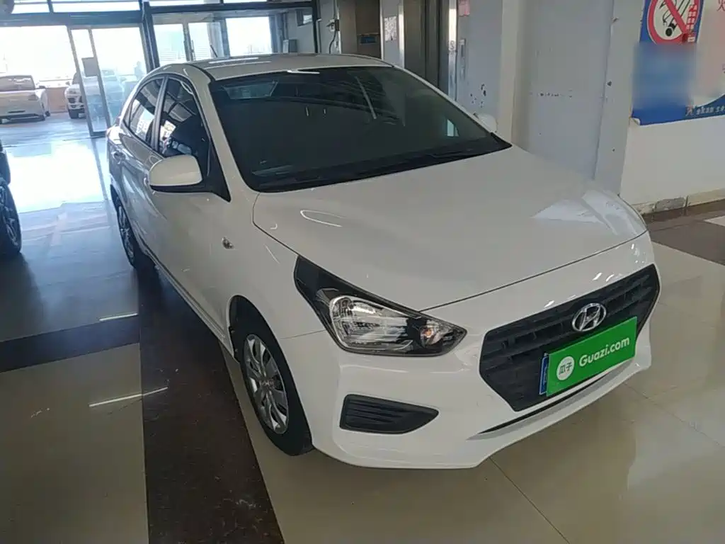 Hyundai Verna 2019 2017 1.4L Manual Renewal Edition China VI