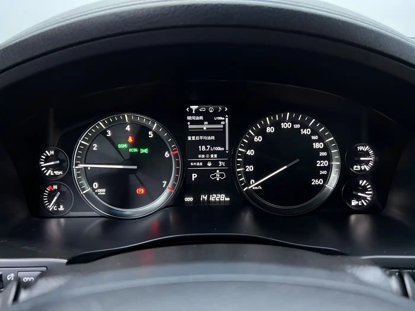 Lexus LX 2016 570 Luxury Premium Edition фото 5