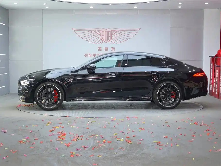 MERCEDES-BENZ AMG GT