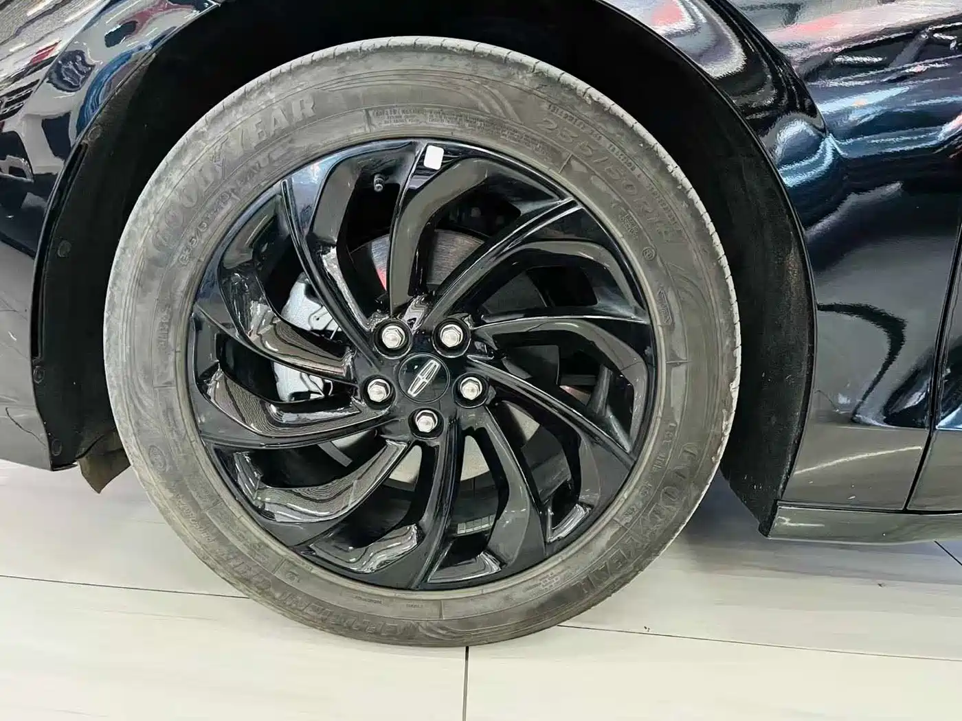 Lincoln Z 2024 2024 2.0T 2WD Premium Hybrid Edition