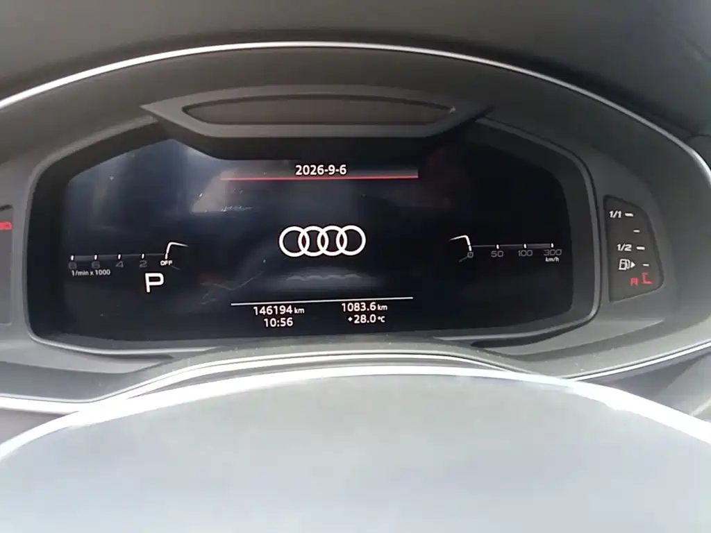Фото 5 - Audi A6L