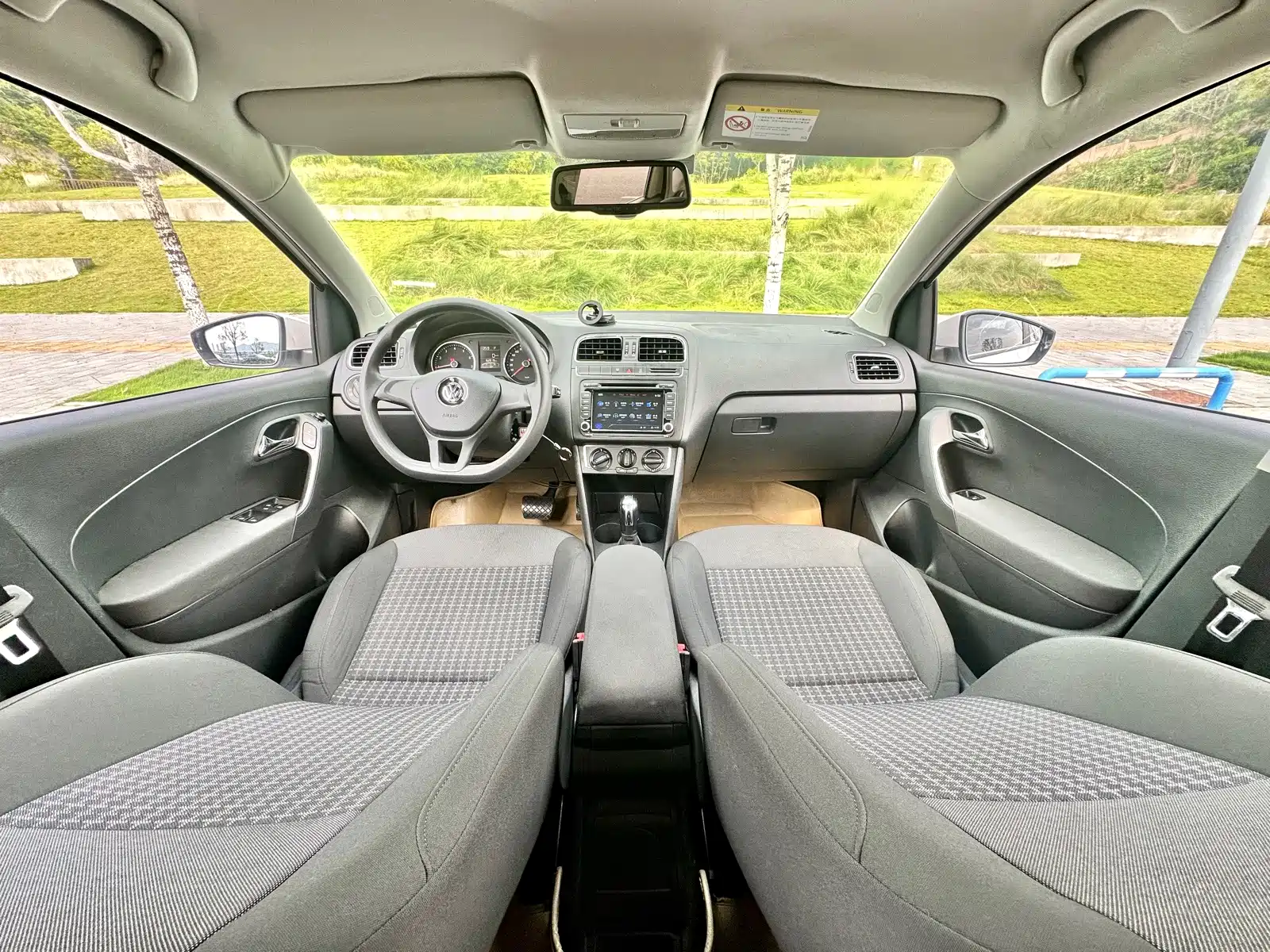 Фото 30 - Volkswagen Polo