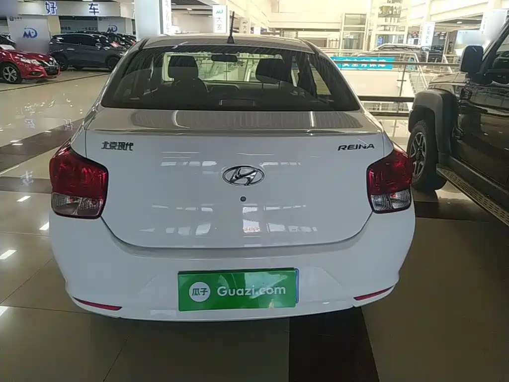 Hyundai Verna 2019 2017 1.4L Manual Renewal Edition China VI