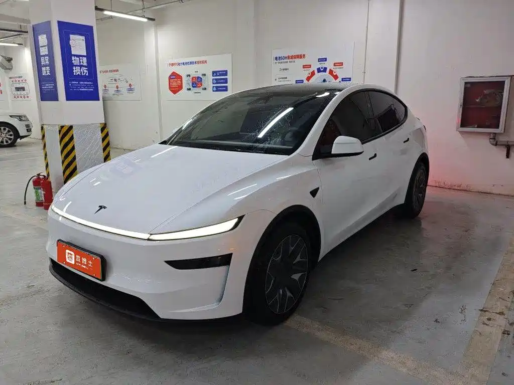 Tesla Model Y L 2025 2025 Facelift Long Range AWD