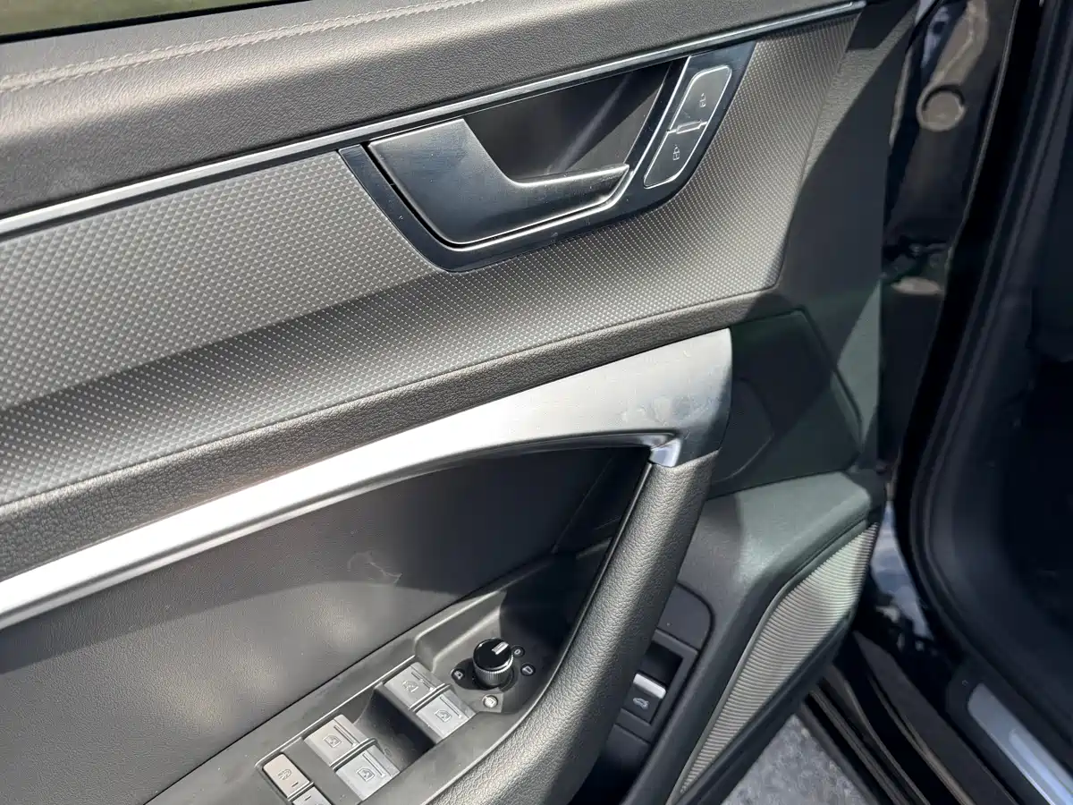 Audi A6L 2024 45 TFSI Premium Dynamic фото 17