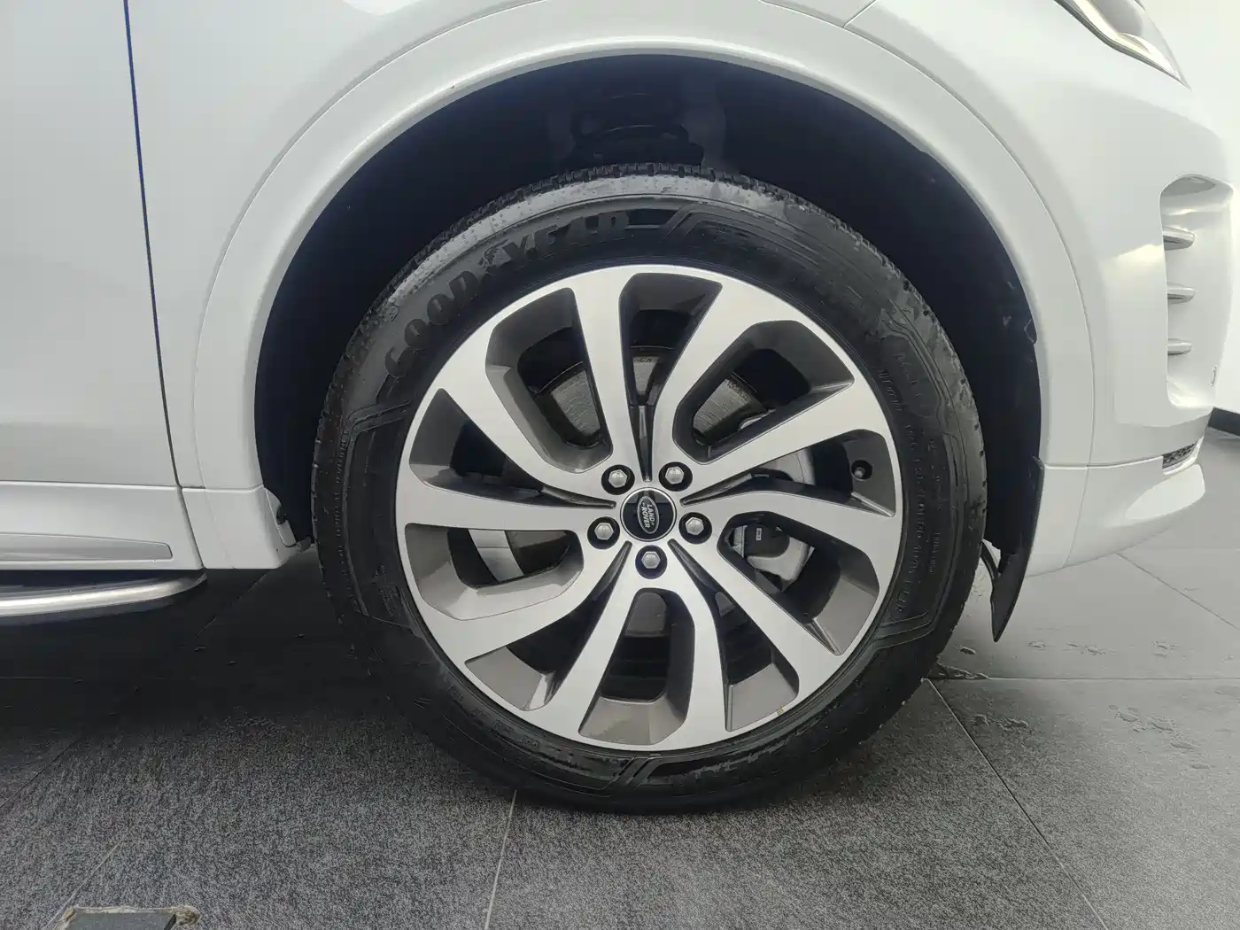 Land Rover Discovery Sport 2024 Performance Technology Edition фото 16