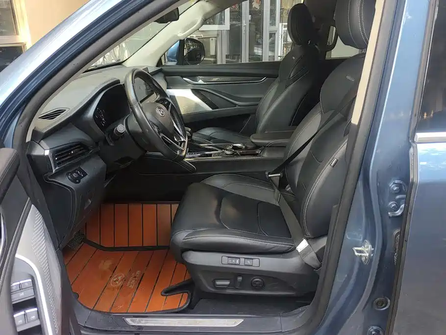 Фото 9 - Maxus D90