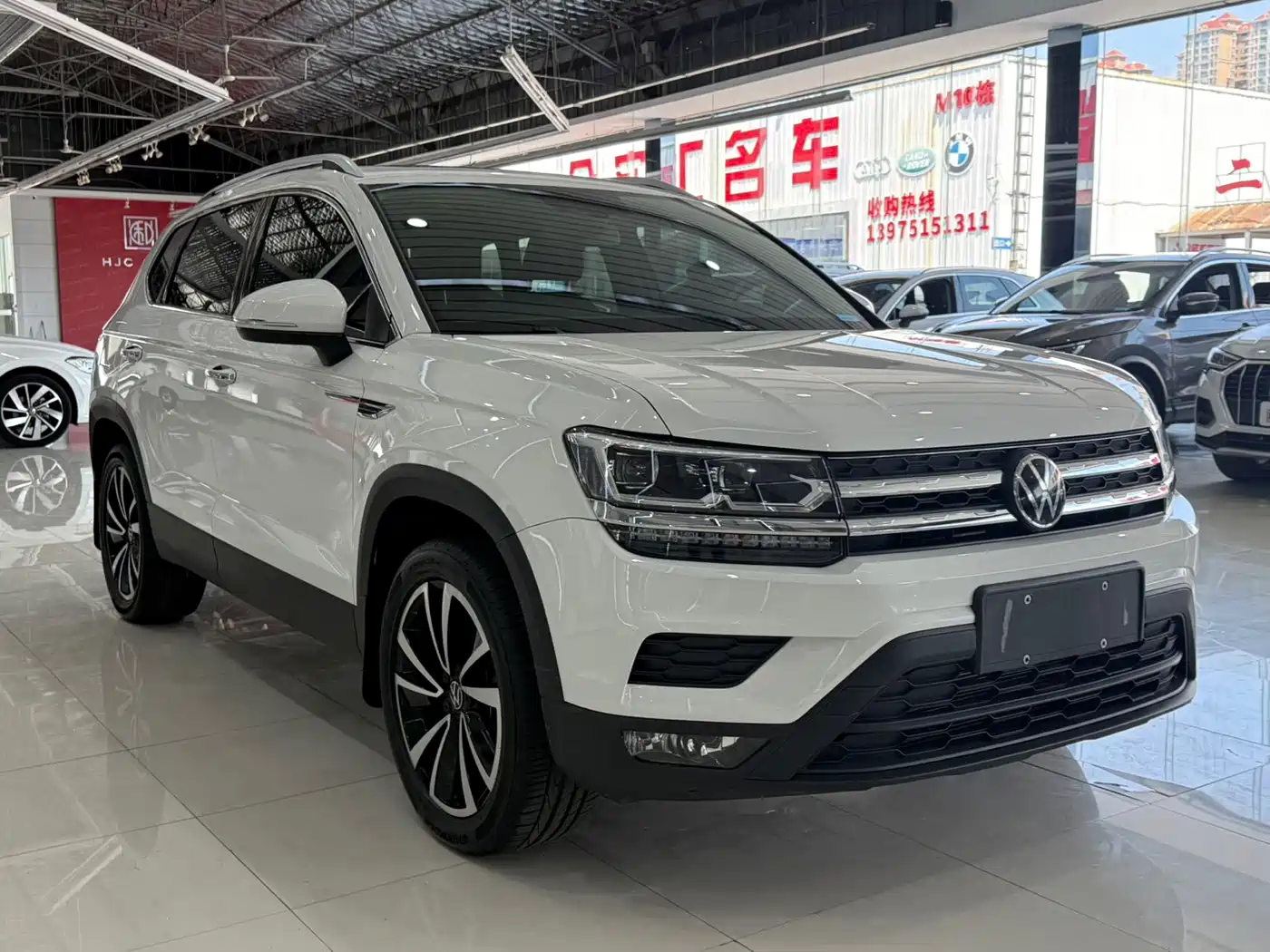 Volkswagen Tharu 2022 280TSI FWD Luxury Edition фото 2