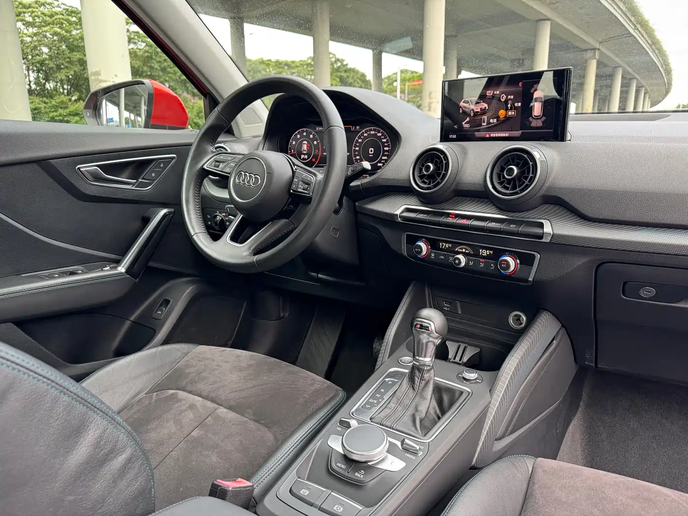 Audi Q2L 2018 35 TFSI Luxury Elegance China V фото 6