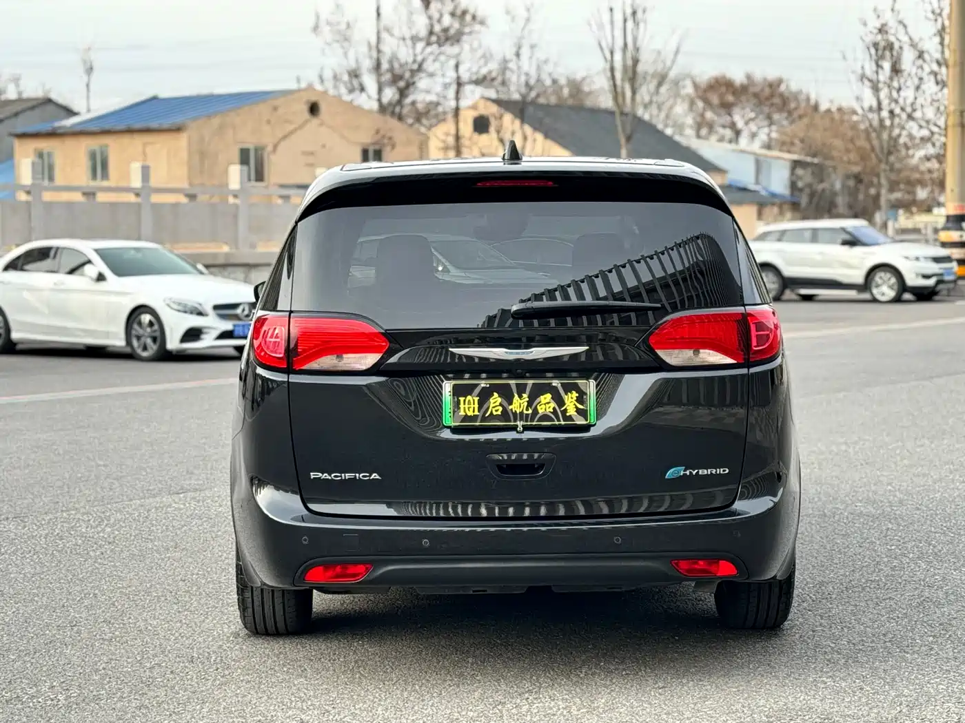 Chrysler Grand Caravan PHEV (Import) 2019 3.6L Plug-in Hybrid фото 10