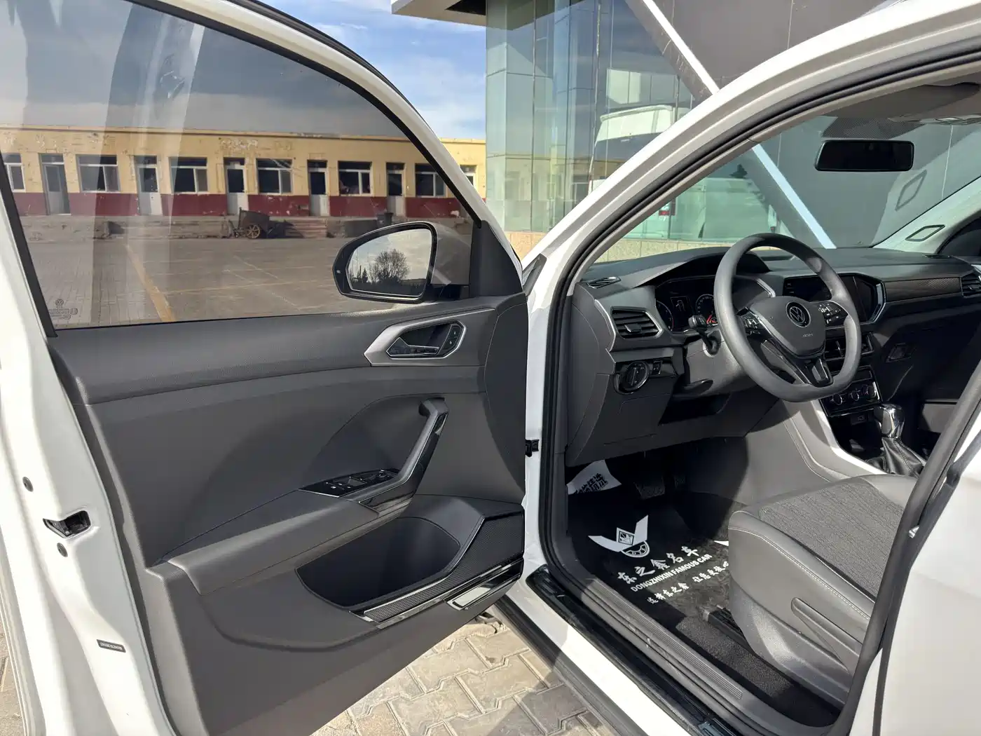 Volkswagen T-Cross 2021 280TSI DSG Comfort Edition фото 12