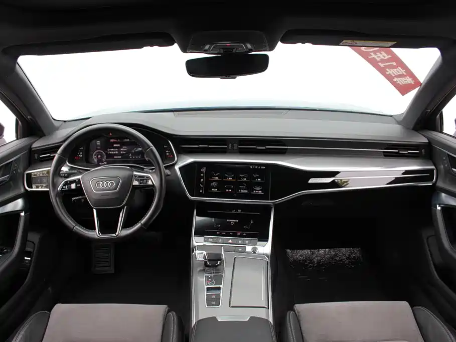 Audi A6L New Energy 2020 55 TFSI e quattro фото 11
