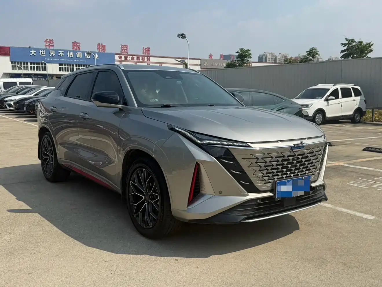 صورة 3 - Changan Oshan Z6