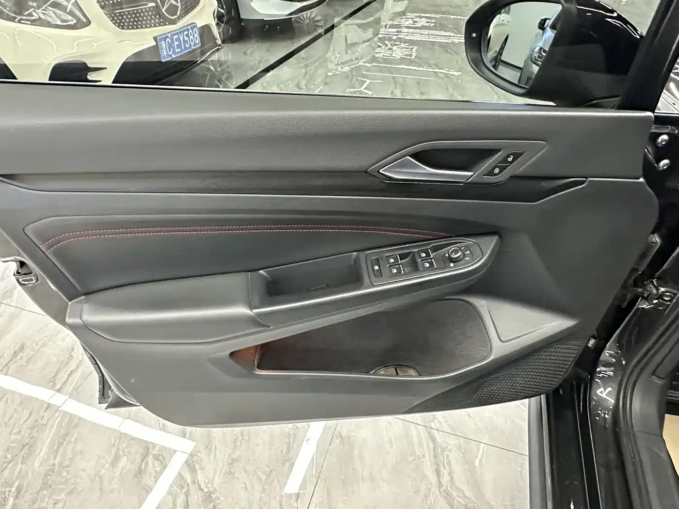 Volkswagen Golf GTI 2021 380TSI DSG GTI фото 6