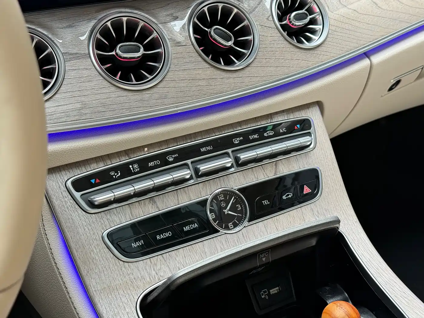 Mercedes-Benz CLS 2018 CLS 300 Luxury фото 13