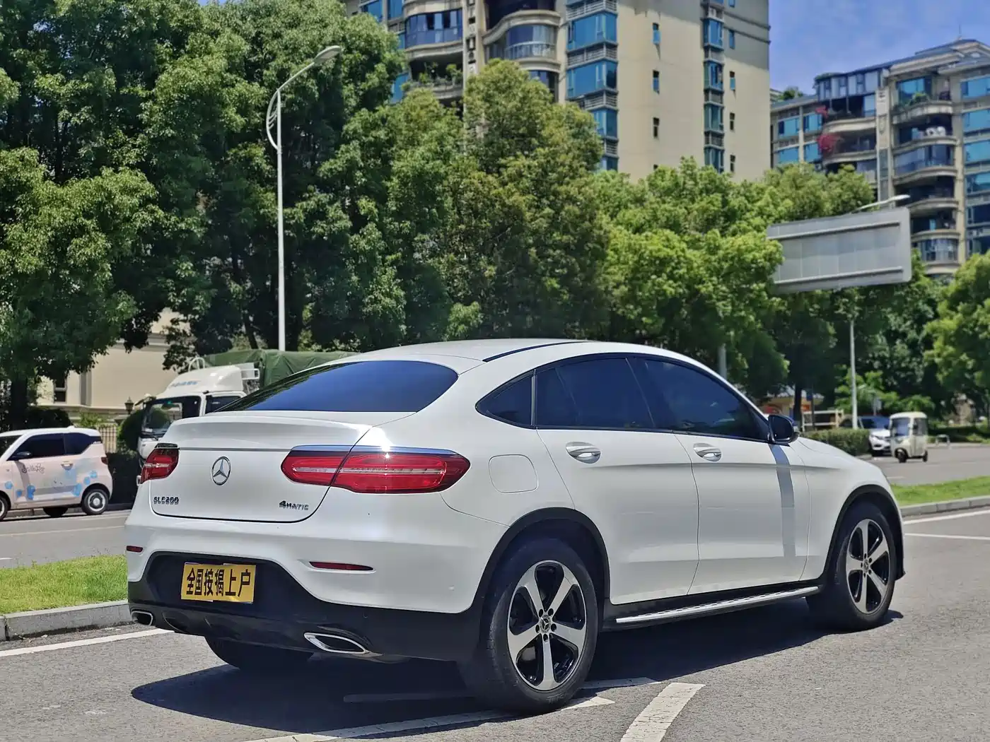 Mercedes-Benz GLC Coupe 2018 GLC 200 4MATIC Coupe SUV фото 21