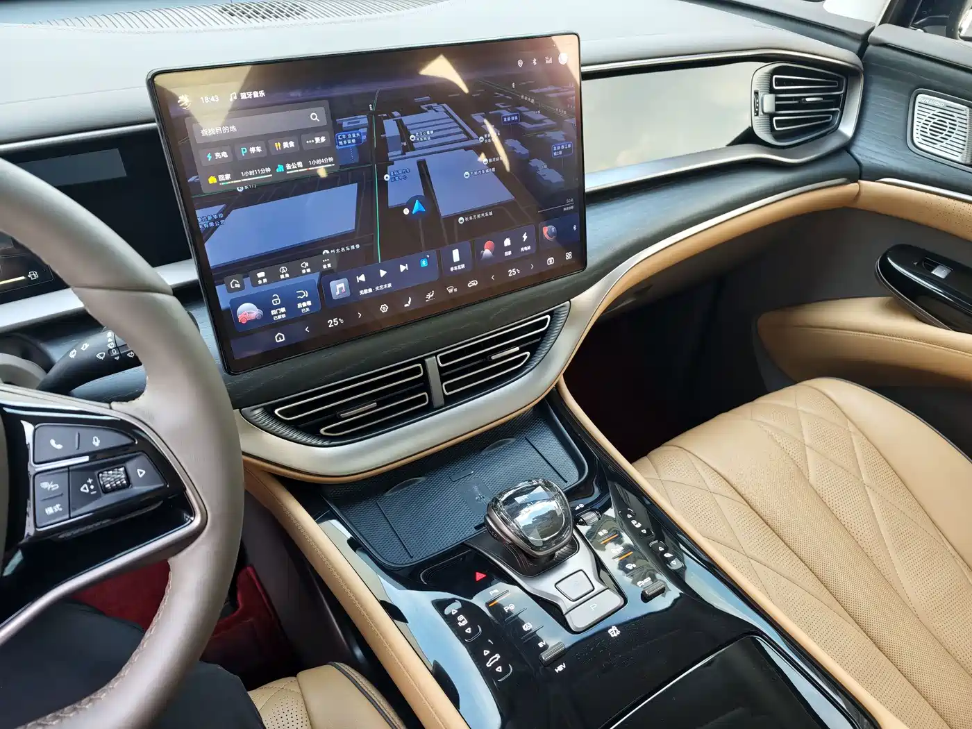 Denza D9 2023 2022 DM-i 970 AWD Flagship