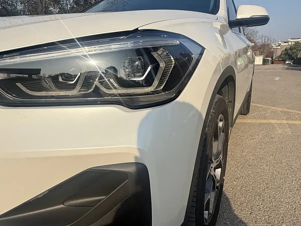 BMW X1 2022 sDrive25Li Leading фото 10