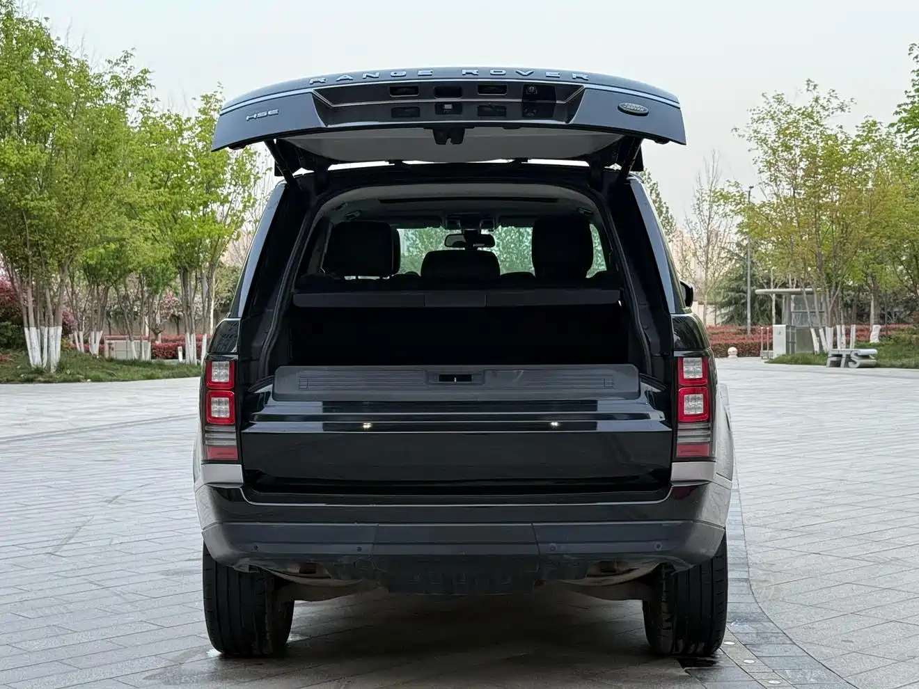 Land Rover Range Rover 2014 3.0 TDV6 Vogue SE фото 27