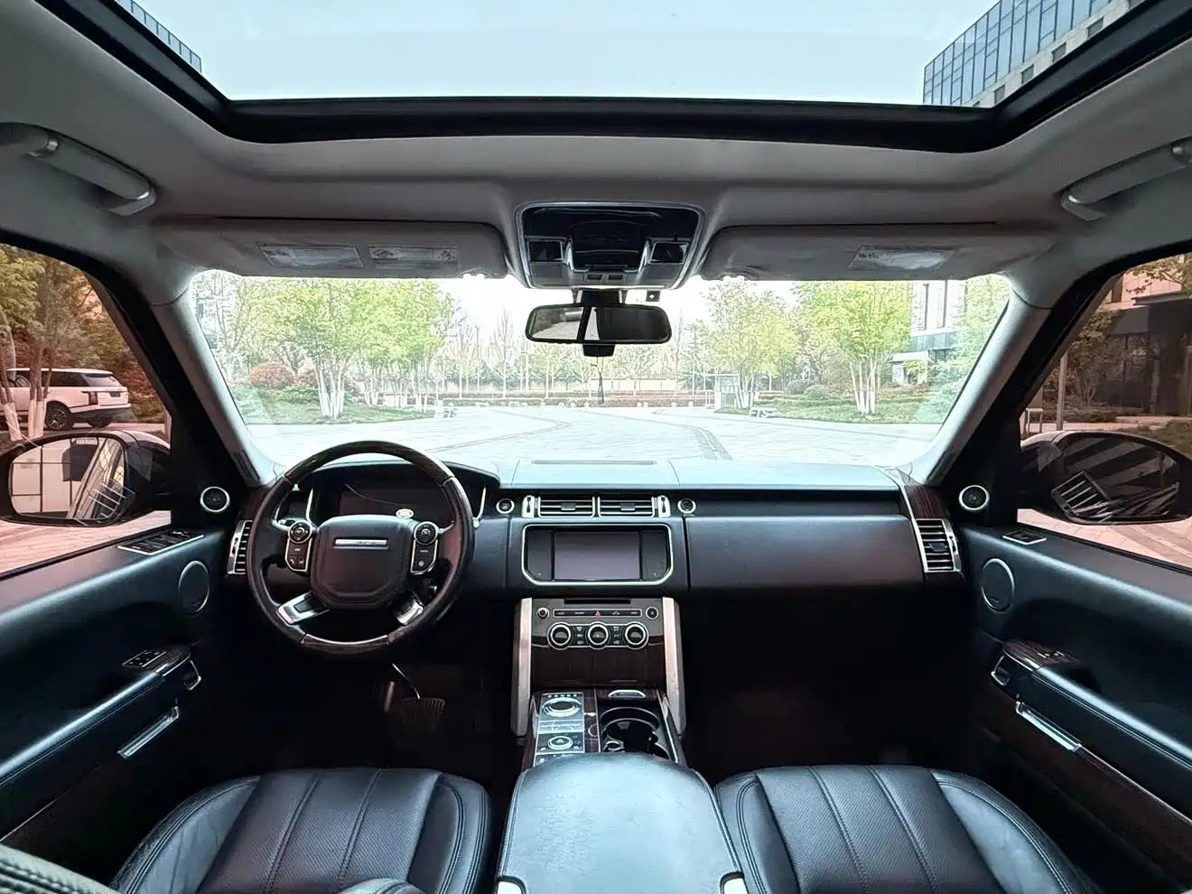 Land Rover Range Rover 2014 3.0 TDV6 Vogue SE фото 15