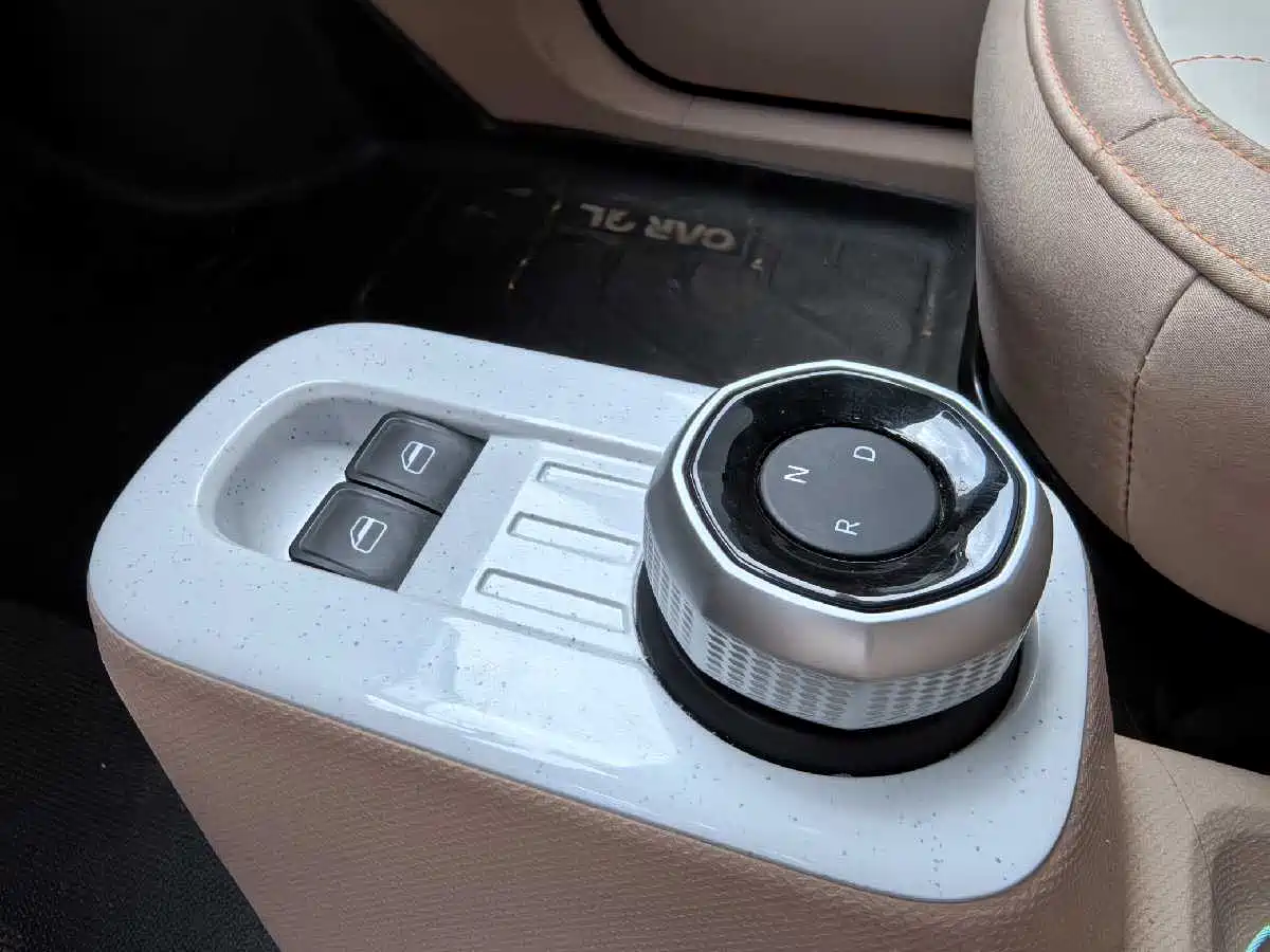 Geely Galaxy Panda 2024 Panda mini 200km Longteng PRO Edition фото 15