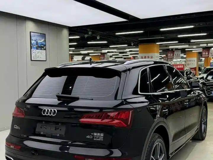 Audi Q5L 2018 40 TFSI Premium Fashion China VI фото 5