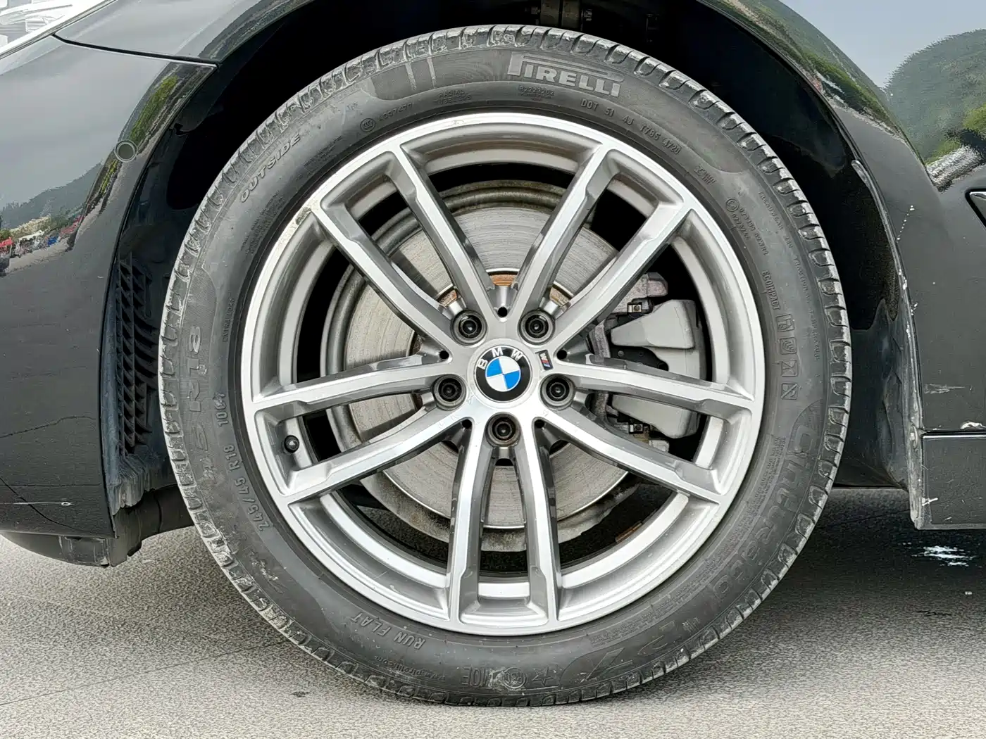 BMW 5 Series 2019 525Li M Sport Package фото 26