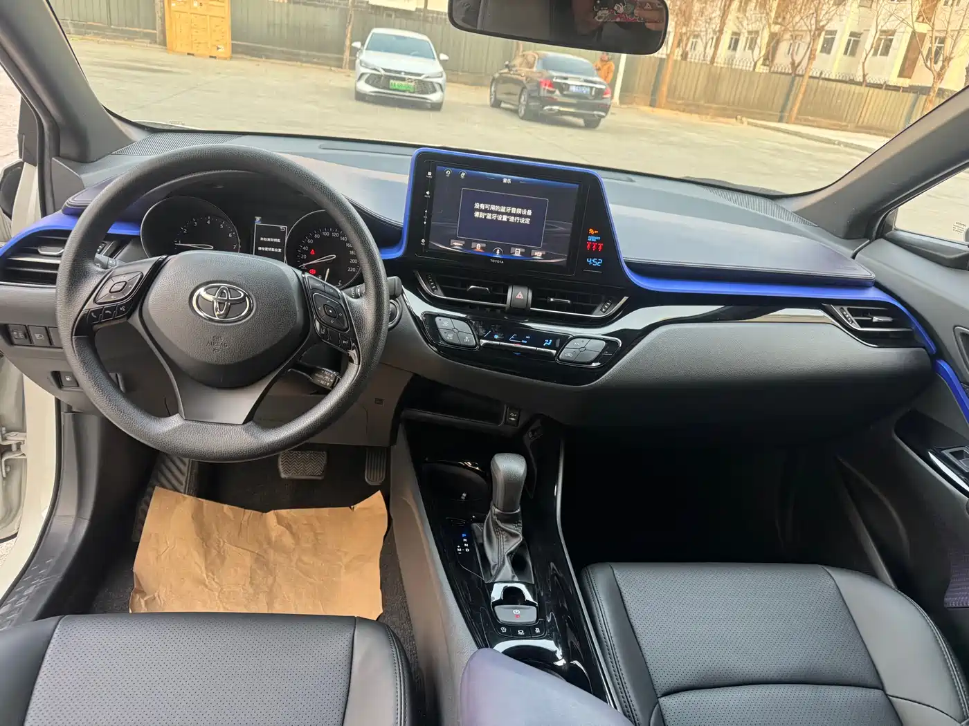 Toyota IZOA 2021 2.0L Yixiang Edition фото 11