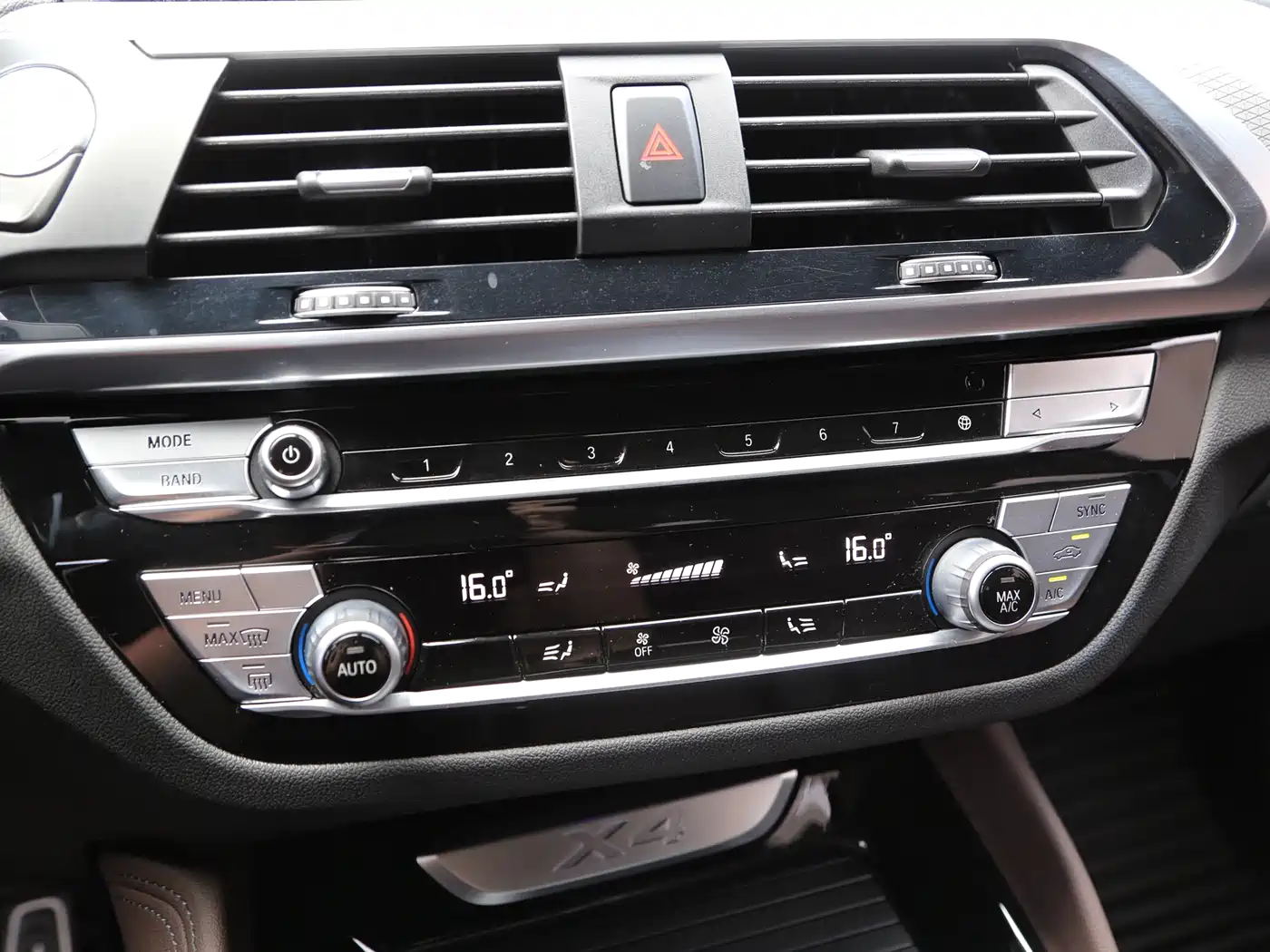 BMW X4 2020 xDrive25i M Sport Package фото 9