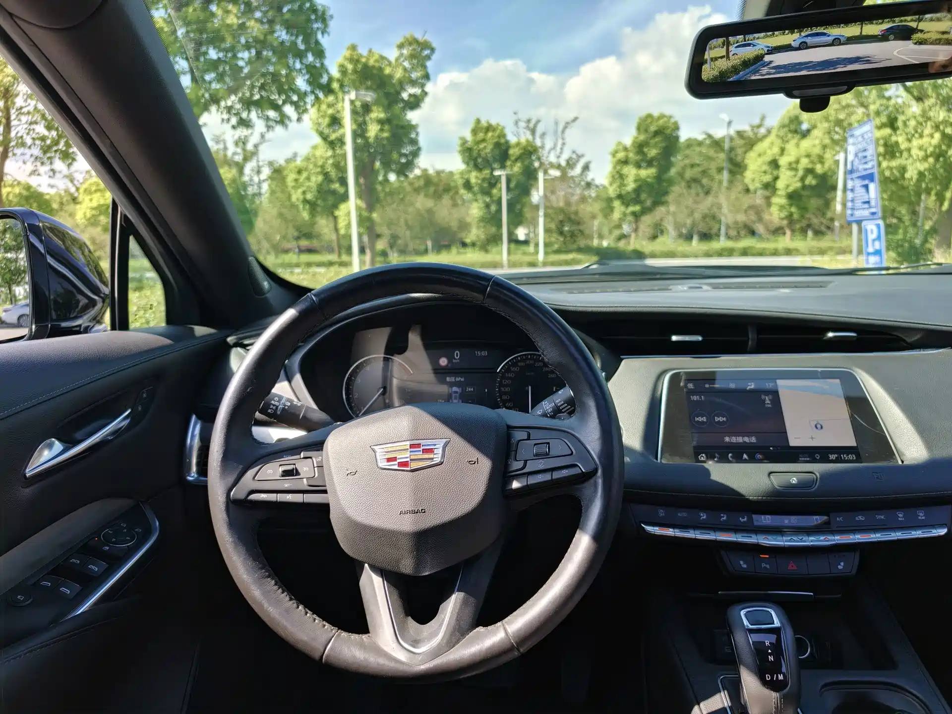 Photo 12 - Cadillac XT4