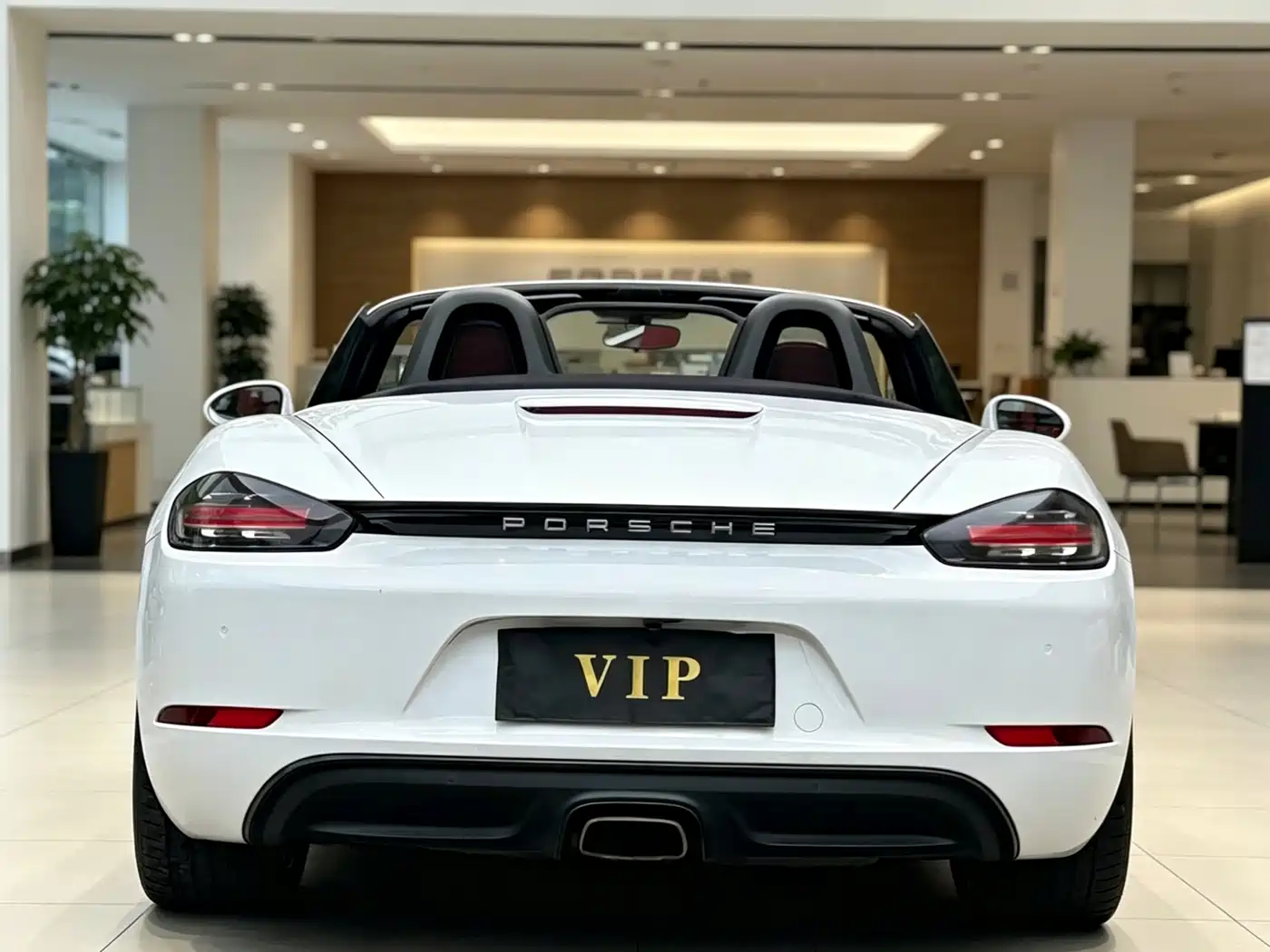Porsche 718 2018 Boxster 2.0T фото 8