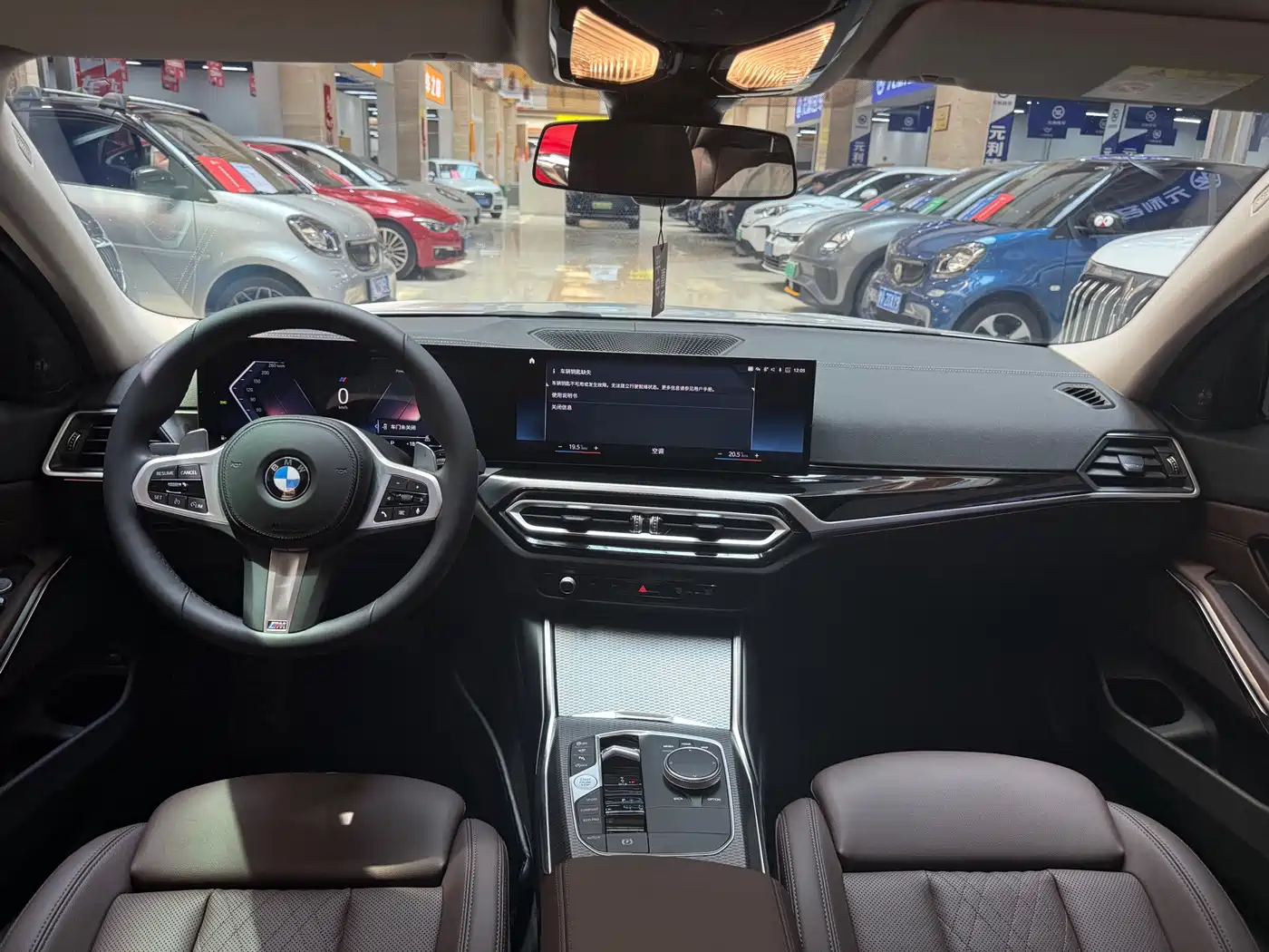 BMW 3 Series 2023 330Li M Sport Dark Night Package фото 6